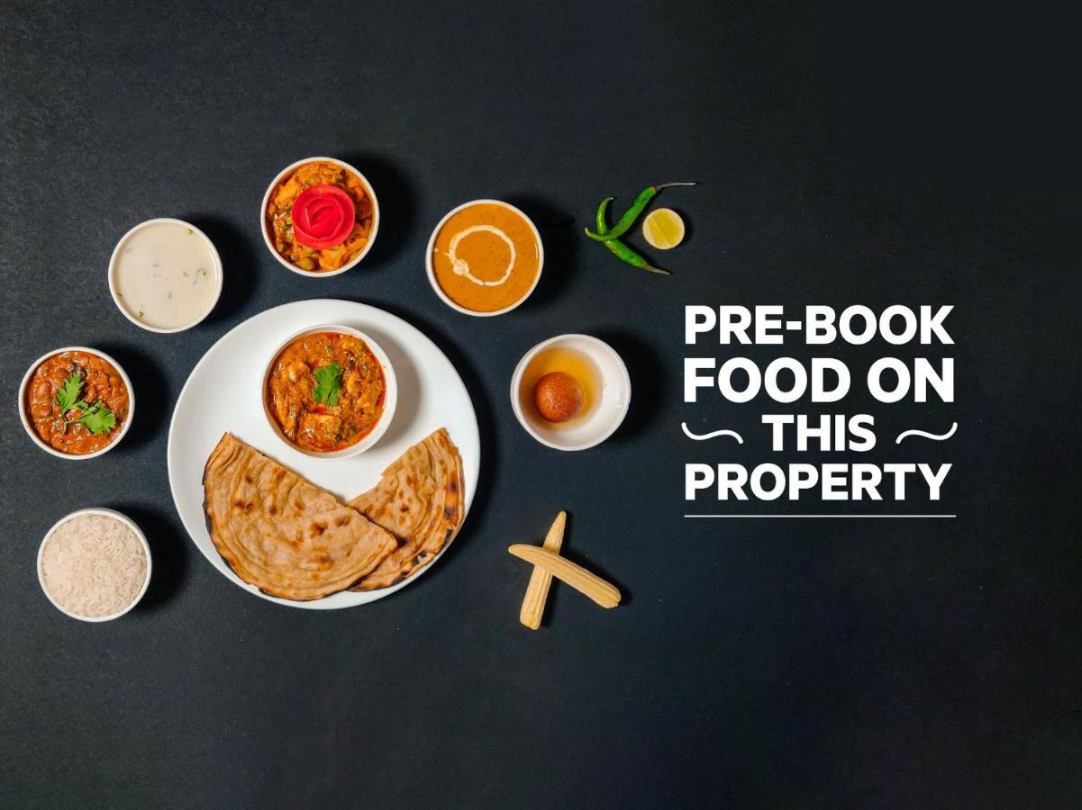 Oyo Townhouse 044 Sector 14 Gurugram Hotel Gurgaon Buitenkant foto
